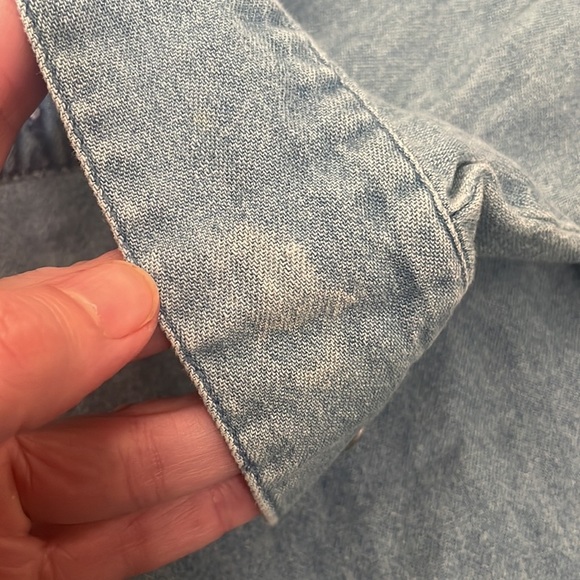 Vintage Kathy Che Chambray Button Down Shirt size 18 90's Embroidered Denim - Picture 10 of 11